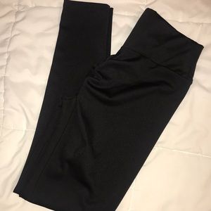 Black butt lift legging